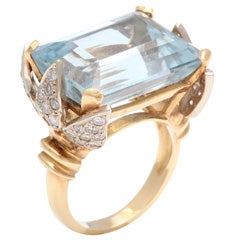 Retro Aqua and Diamond Gold Ring