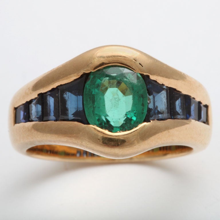 Women's Colorful Faceted Emerald & Calibre Cut Sapphire Ring