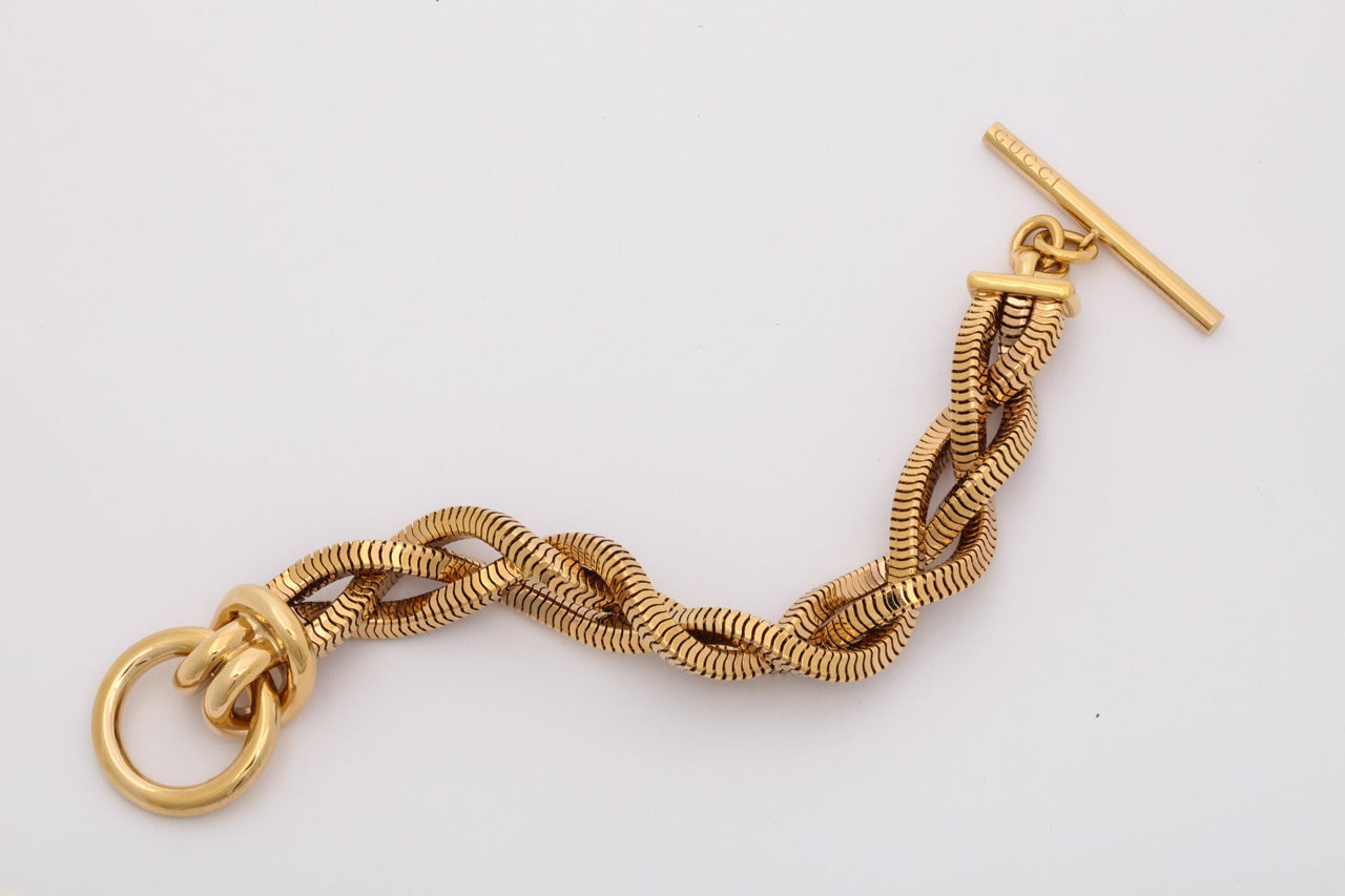 1990's GUCCI Twisted Snake Chain Gold Toggle Bracelet