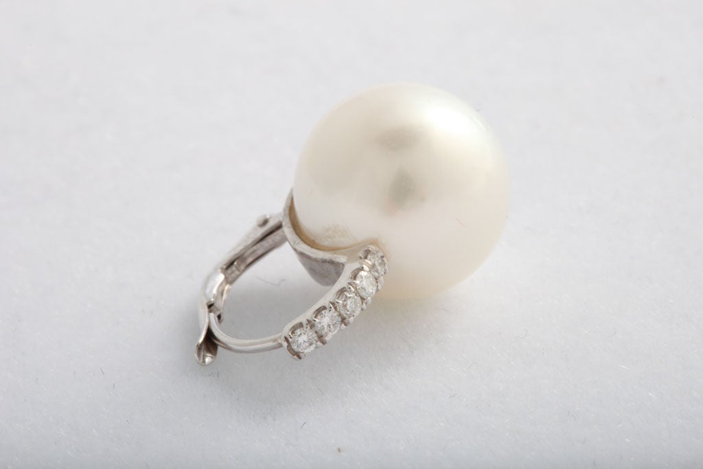 South Sea pearl and diamond earrings 4