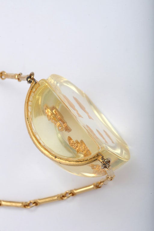Lucite Bowl of Fish Necklace In Good Condition In Stamford, CT