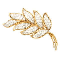Van Cleef & Arpels VCA Yellow Gold Diamond Leaf Brooch
