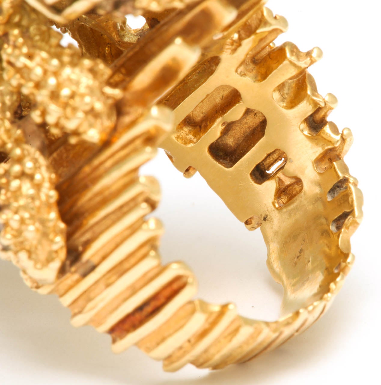 Anello in oro con tormalina architettonica sovradimensionata e diamanti in vendita 1