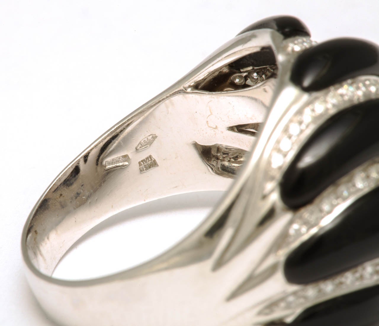 Women's Black Onyx & Diamond White Gold Swirl Ring For Sale