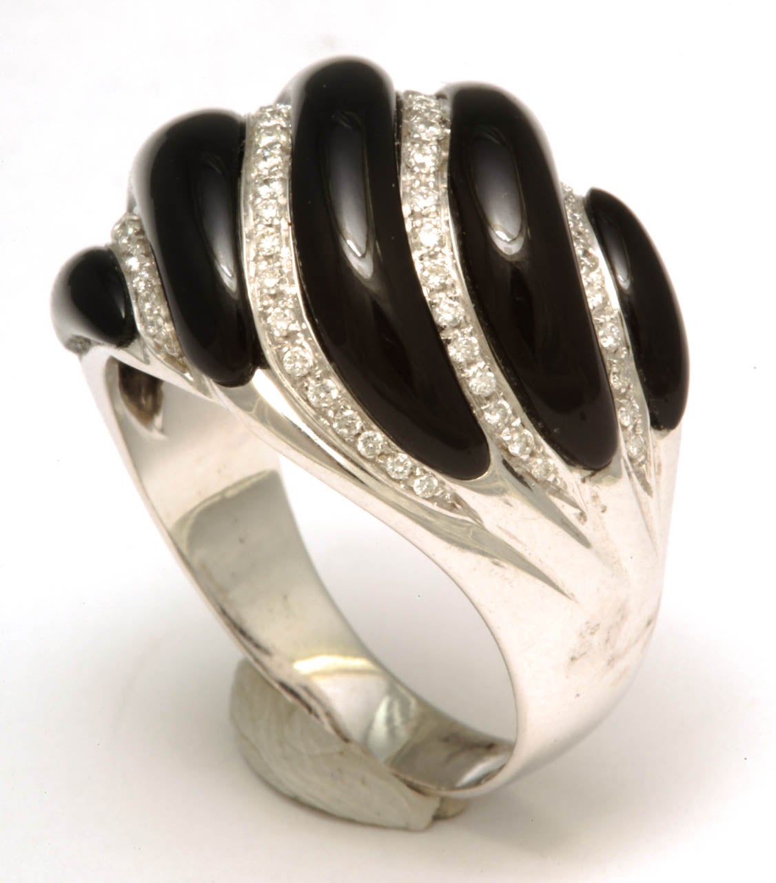 Black Onyx & Diamond White Gold Swirl Ring For Sale 2
