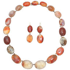 Sunrise-Sunset Color in a Victorian Natural Agate Necklace and Earrings