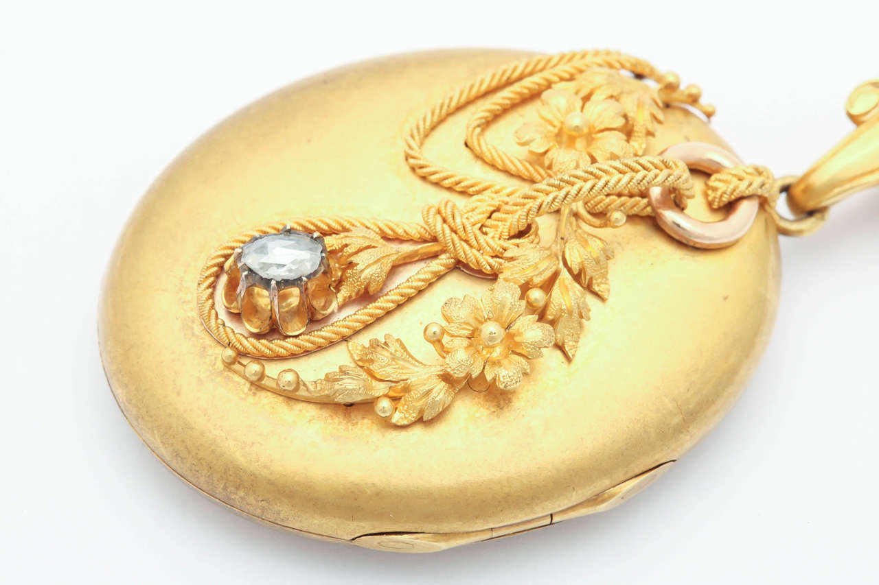 Still Life in a Victorian Gold Locket and the Knot That Binds 1