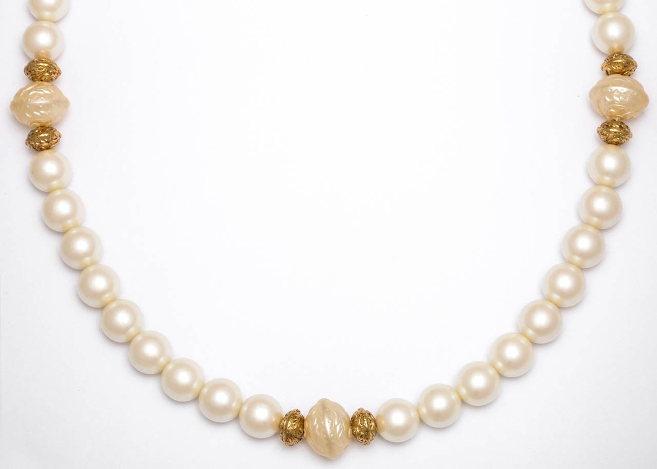 large pearl necklace costume jewellery