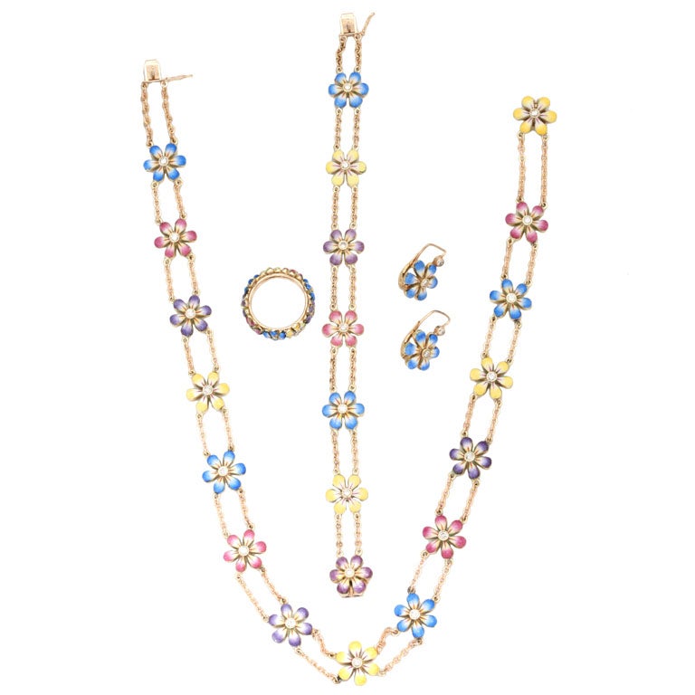 Enamel Diamond Gold Ring Earrings Bracelet Necklace Daisy Flower Suite