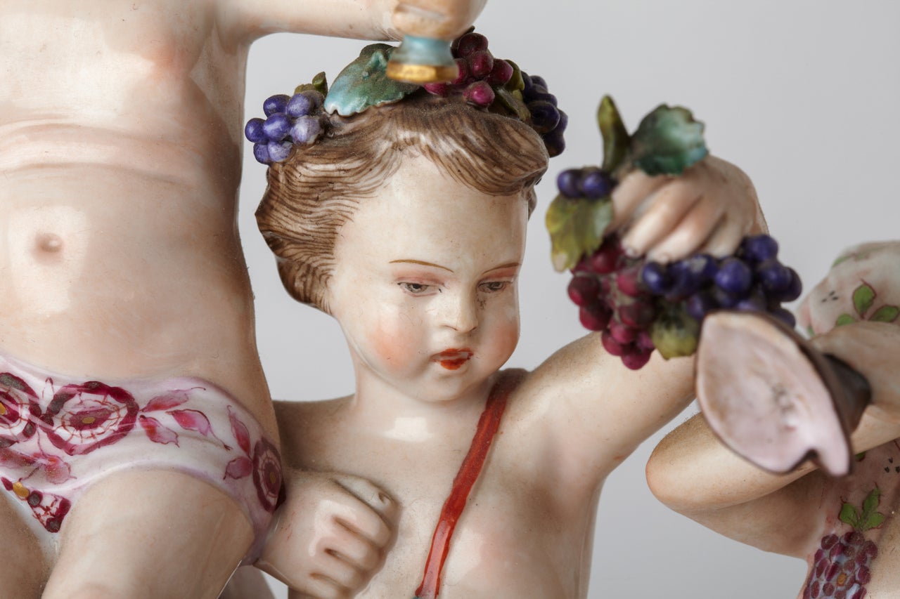 Group of Capodimonte Porcelain Putti In Good Condition For Sale In Bologna, IT