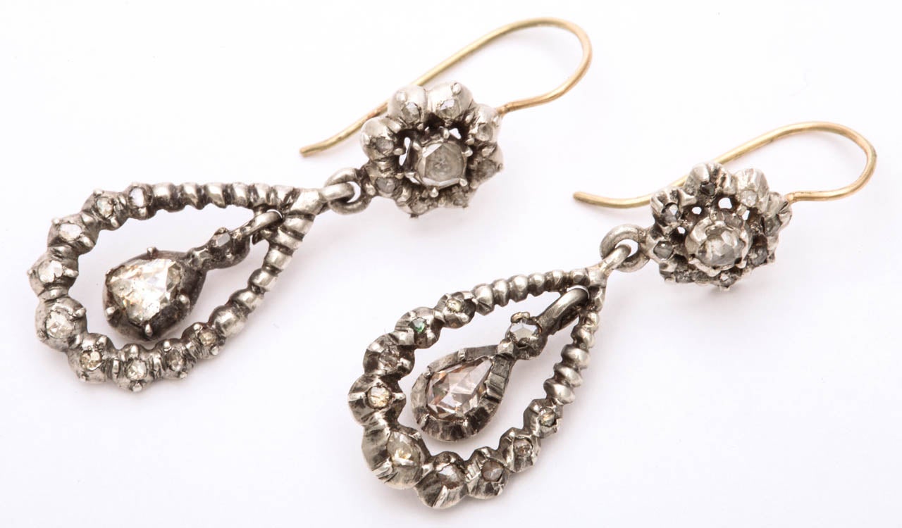 Antique Georgian Diamond Silver Gold Dangle Earrings In Excellent Condition In Stamford, CT