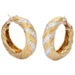 KUTCHINSKY ENGLAND Gold And Diamond Spectacular Hoop Earrings