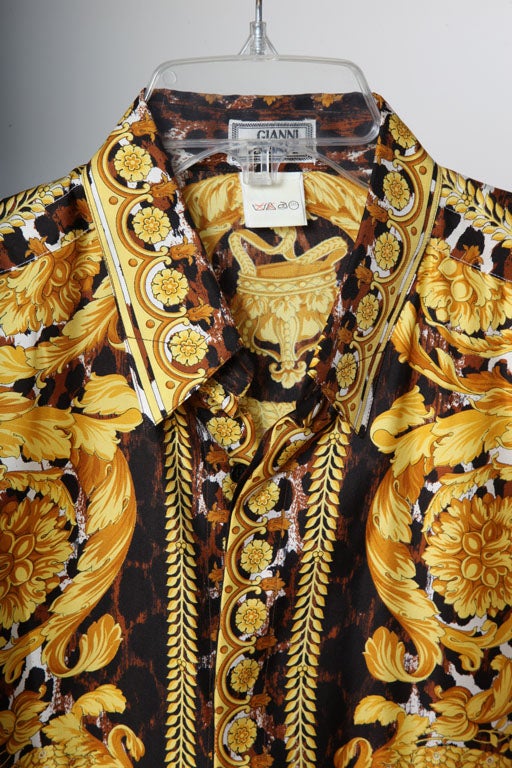 Gianni Versace Baroque Print Silk Shirt. This men's Italian Size 48 can be worn as a over sized women's shirt.