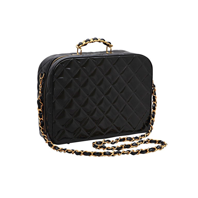 chanel oversized quilted bag