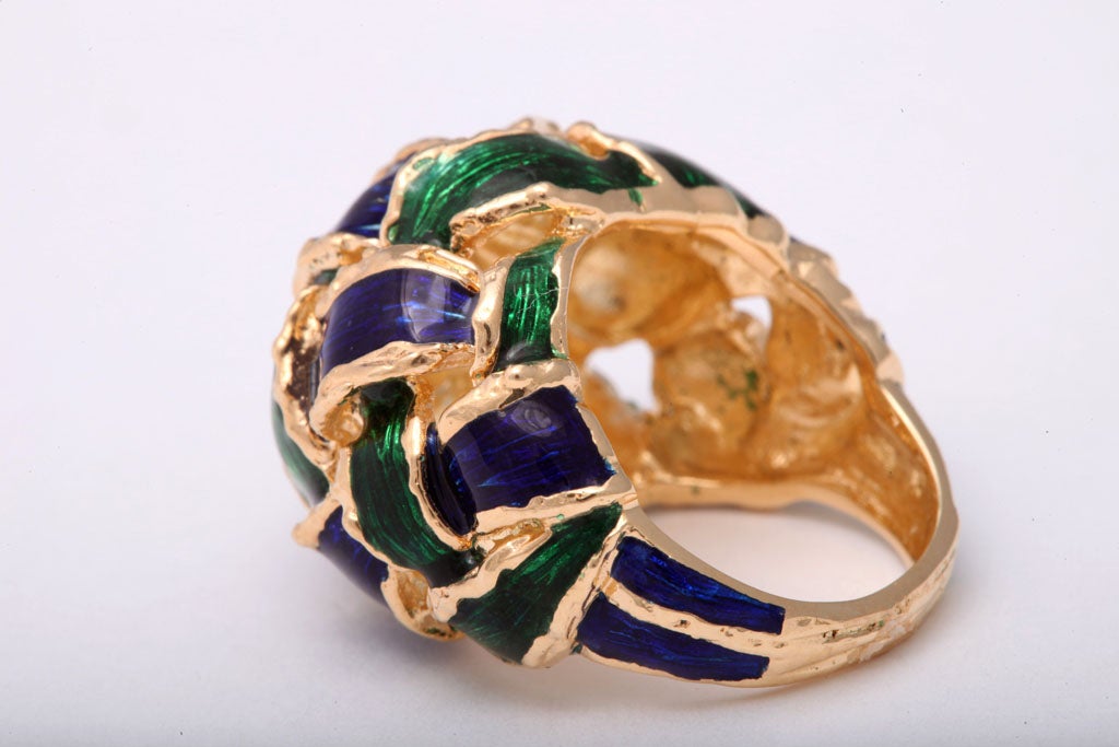 1960s Moderne Woven Green and Blue Enamel Gold Dome Ring 1