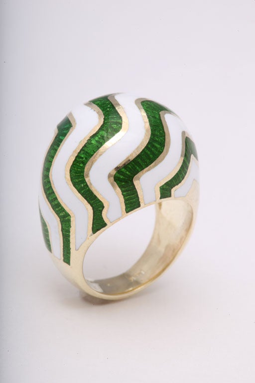 Wonderful green and white zig zag enamel design painted on a 14k yellow gold ring. 
Size 6 US 
3/4