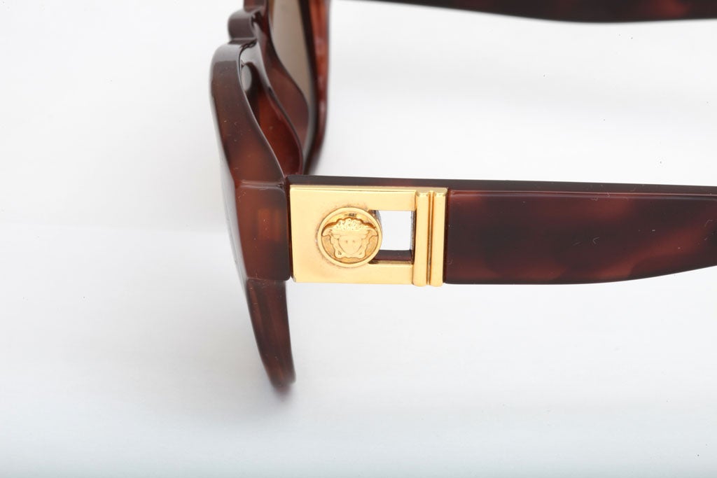 Brown Gianni Versace sunglasses mod 410/A Col 900