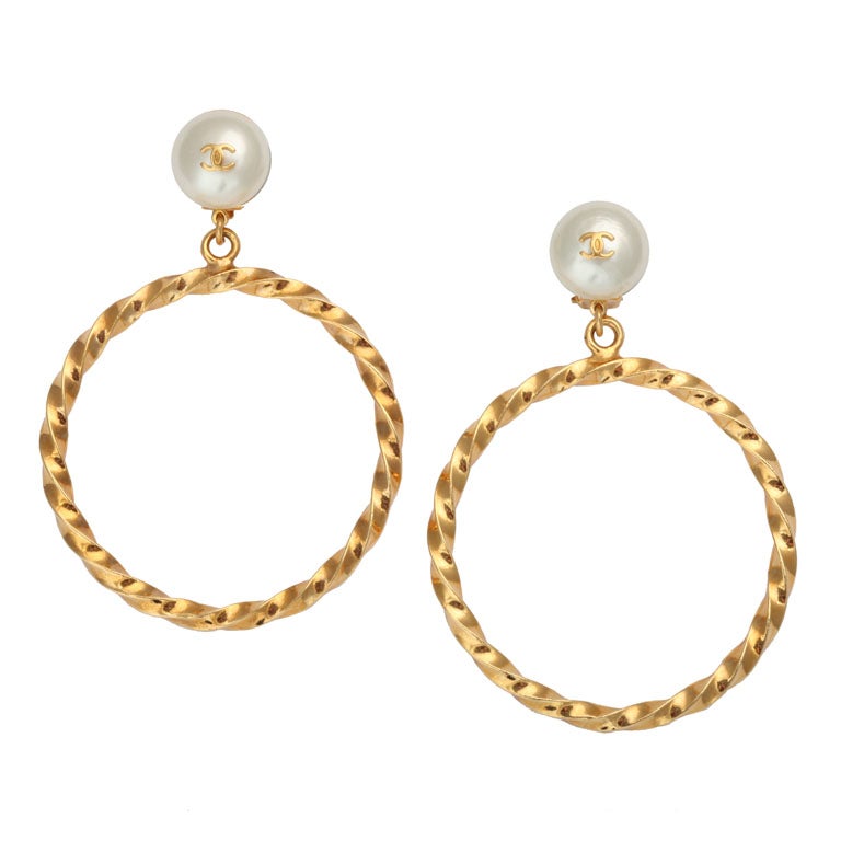 CHANEL GOLD HOOP EARRINGS WITH PEARL at 1stdibs