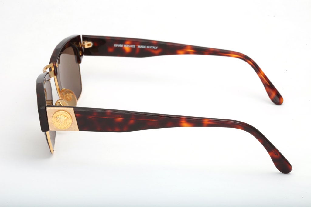 versace wayfarer sunglasses