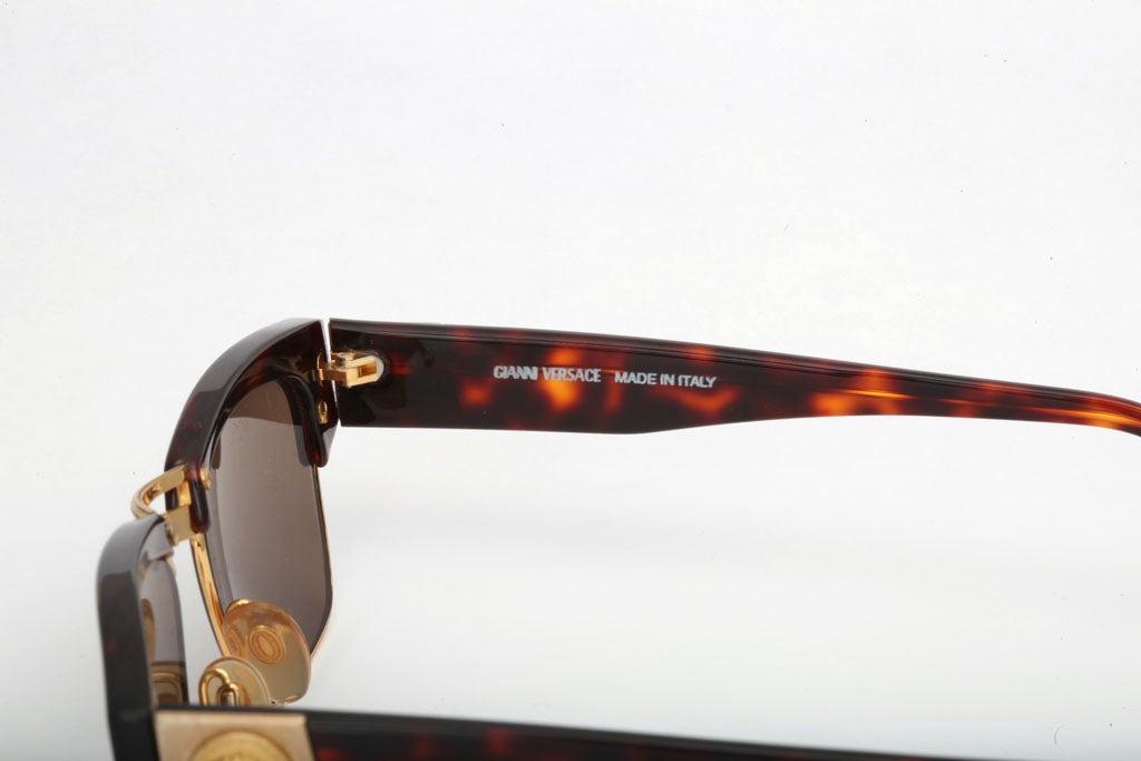 GIANNI VERSACE WAYFARER SUNGLASSES MOD GV 4 COL 14L at 1stdibs