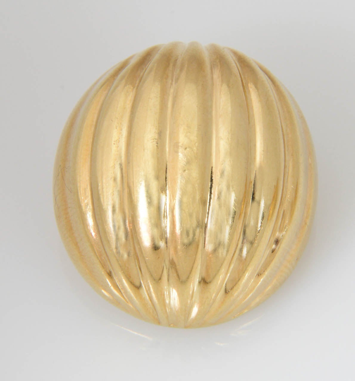 Elegant Ribbed Gold  Domed Ball Clip Earrings 3