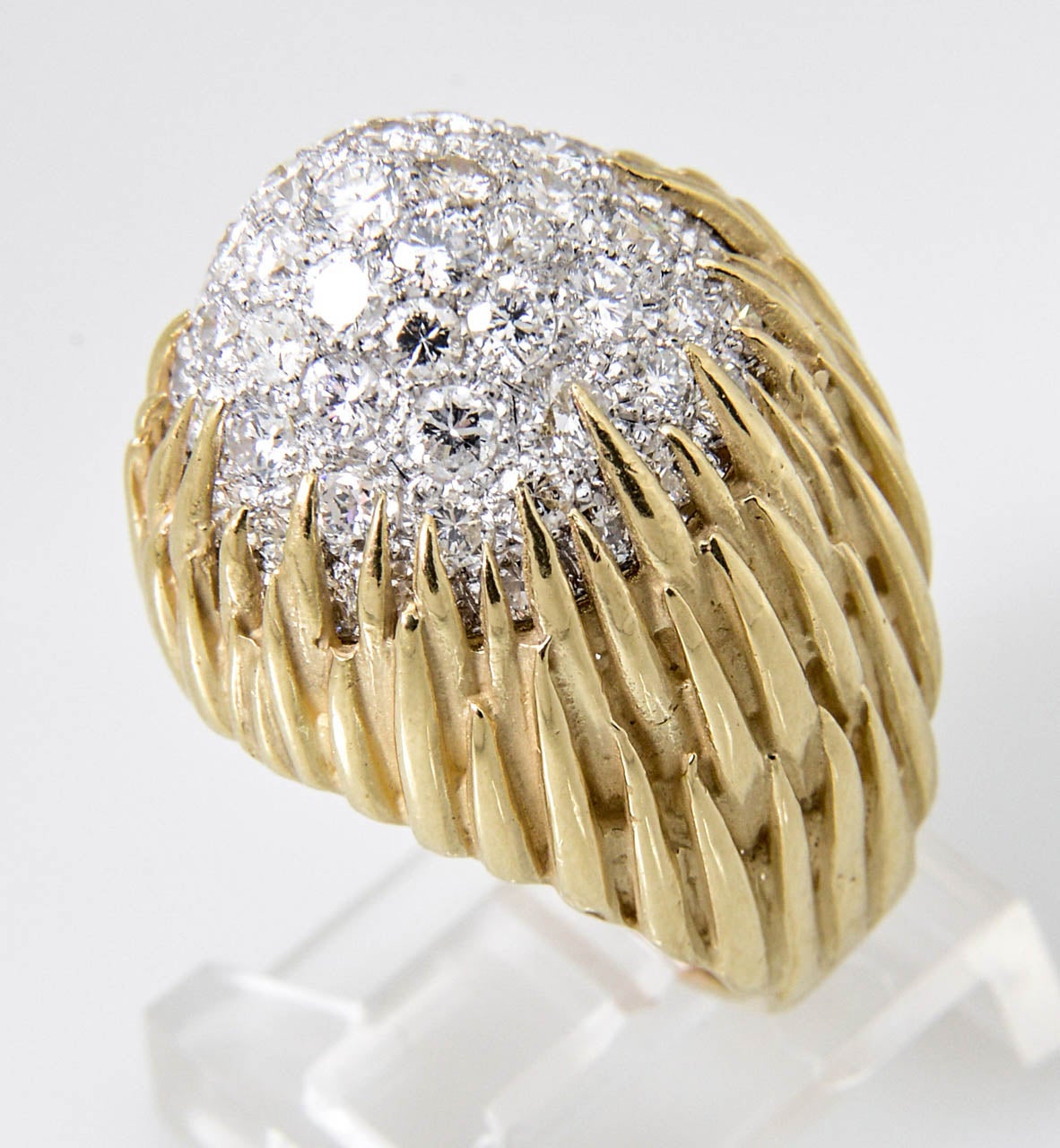 Women's 1960s-1970s Pave Diamond Gold Floral Design Dome Ring