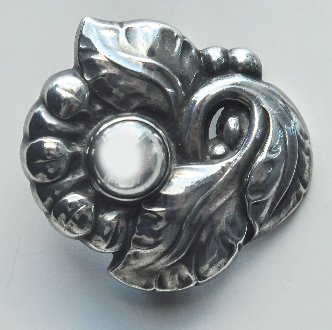 Early Georg Jensen Sterling Silver Brooch In Excellent Condition For Sale In Winnetka, IL