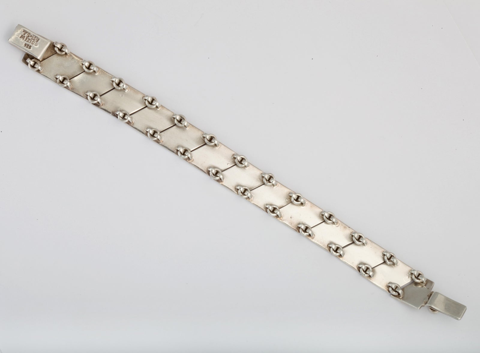 Women's or Men's Sterling Silver Segmented Link Bracelet For Sale