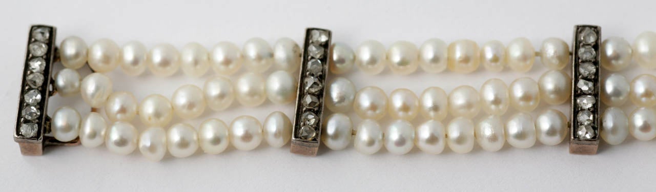 Natural Pearl Bracelet In Excellent Condition For Sale In London, GB