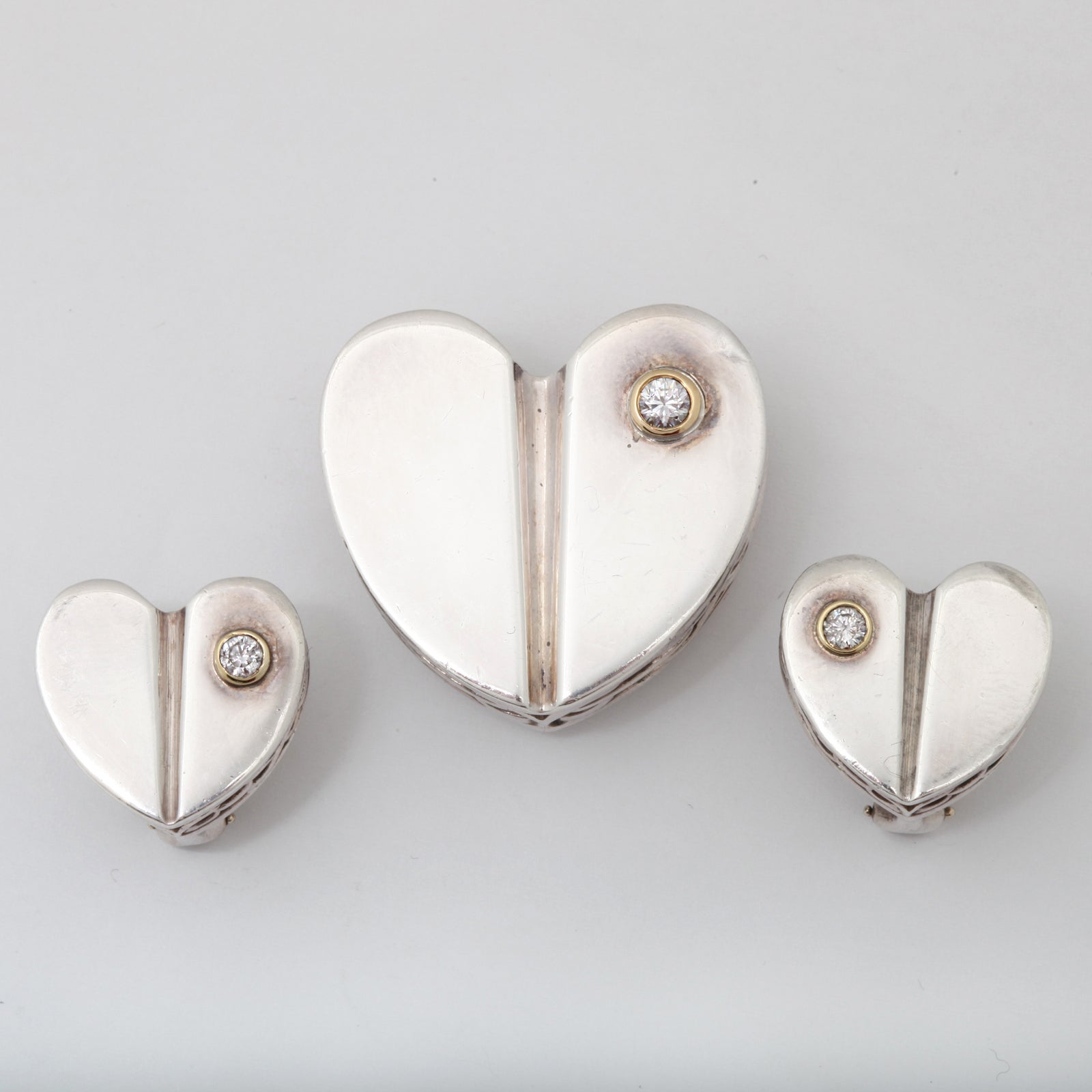 KIESELSTEIN CORD  Silver Heart Set With Diamonds In Good Condition For Sale In New York, NY