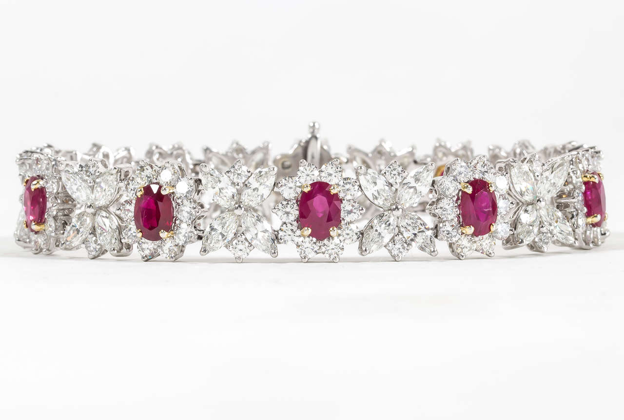 Bracelet en rubis de Birmanie avec diamants Pour femmes en vente