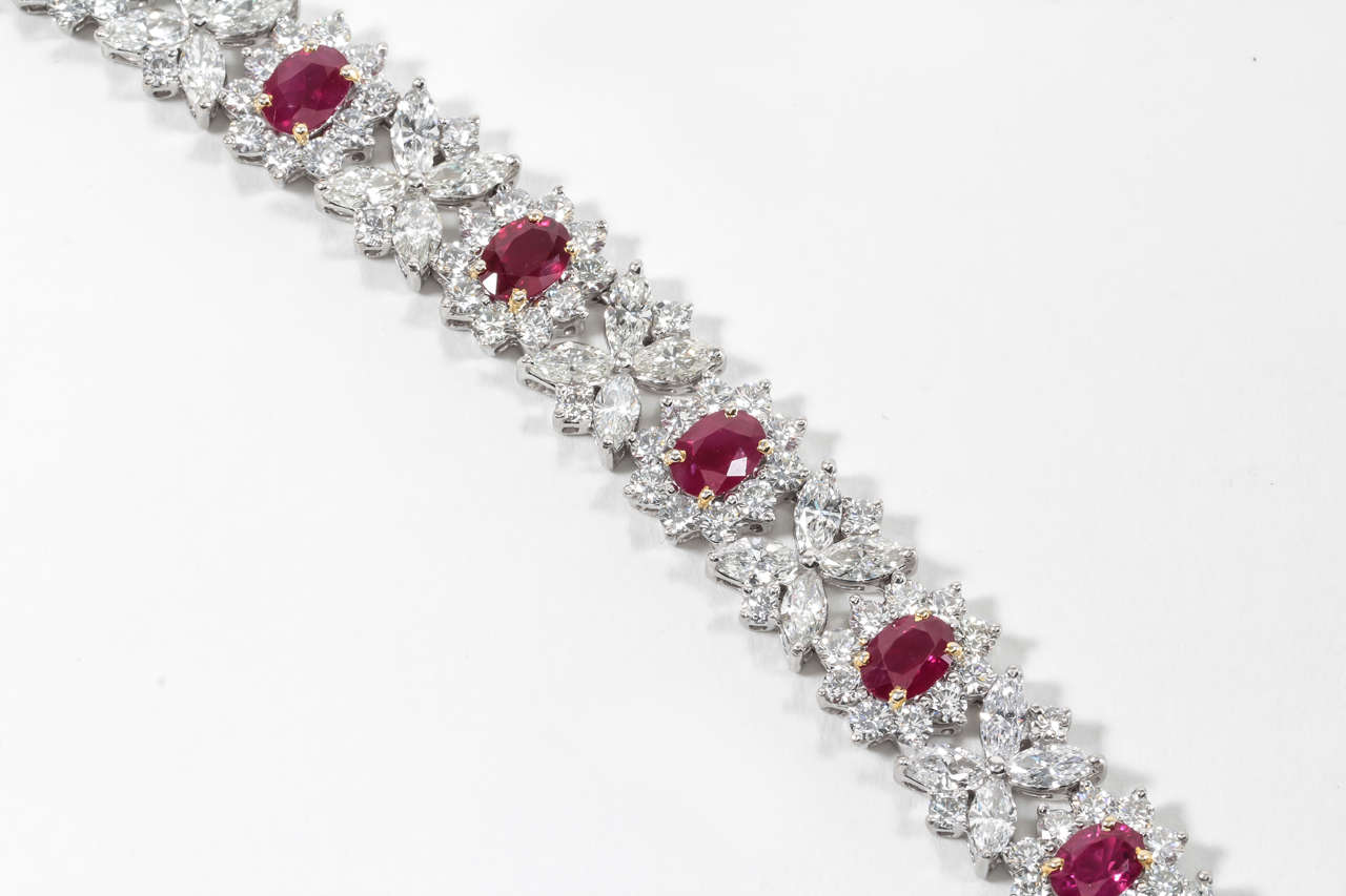Bracelet en rubis de Birmanie avec diamants en vente 1