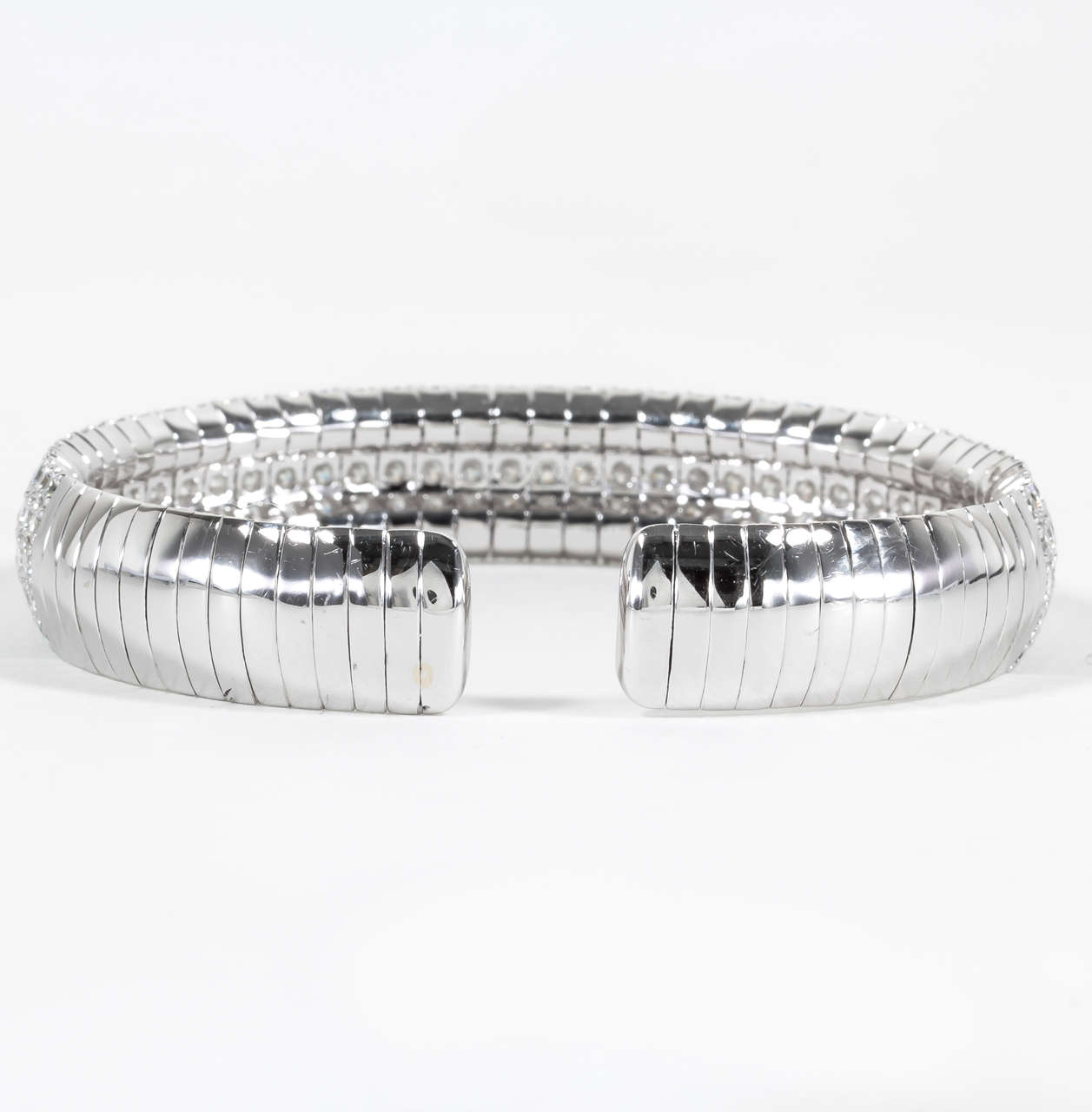 Diamond Set Spring Cuff In New Condition In New York, NY