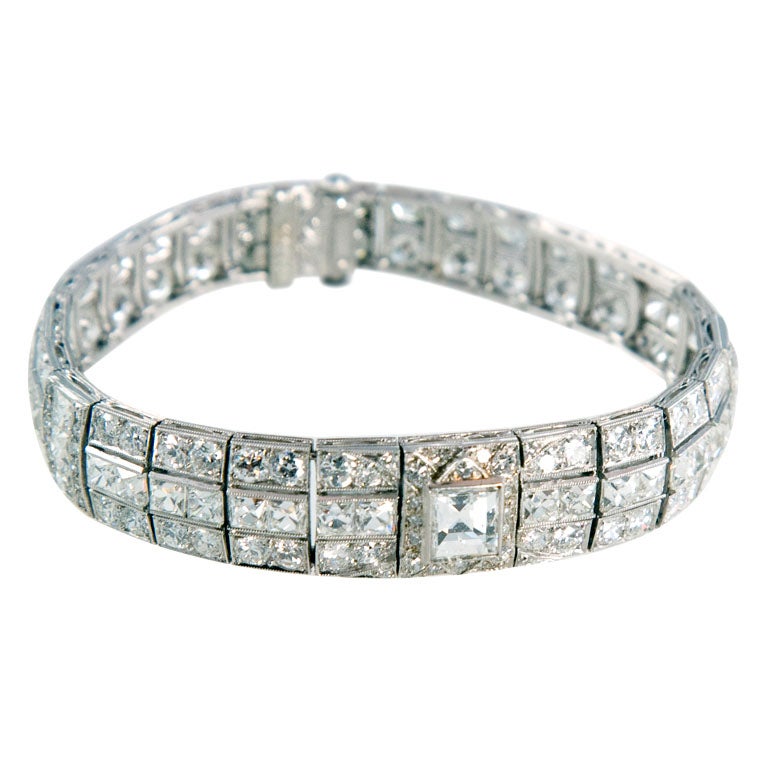 Art Deco 15.0 Carat Diamond & Platinum Bracelet For Sale 4