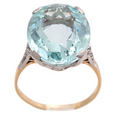 Oval Aquamarine Diamond and Gold Ring