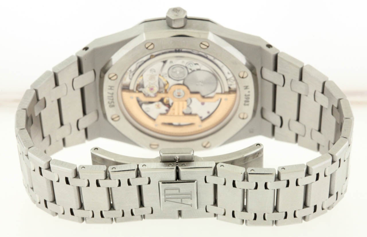 Audemars Piguet Stainless Steel Royal Oak Automatic Wristwatch In Excellent Condition In New York, NY