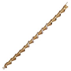 1940s Diamond Gold Platinum Bracelet 6