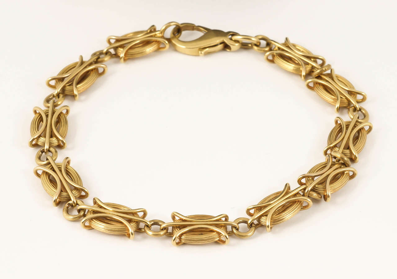 A heavy quality 18kt yellow gold solid bracelet, circa 1890.