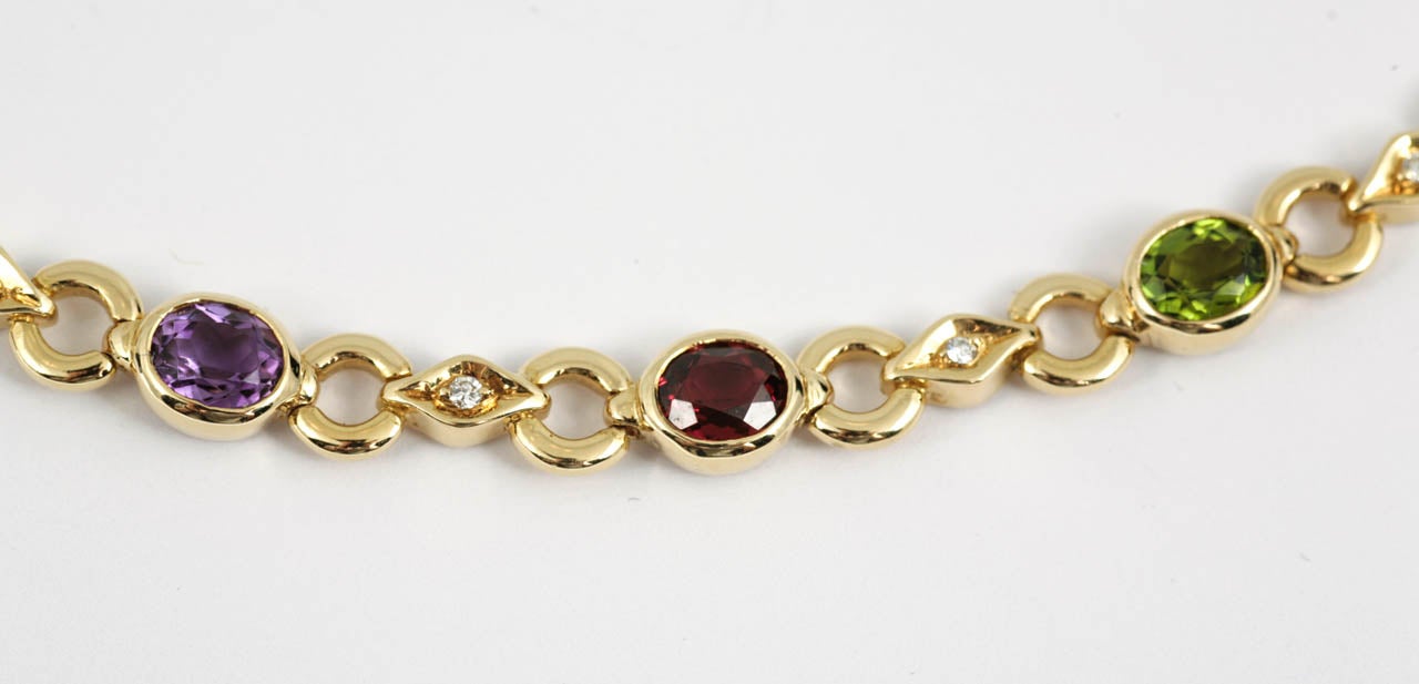 Colored Stone Sapphire Gold Necklace, circa 1980 In Excellent Condition In London, GB
