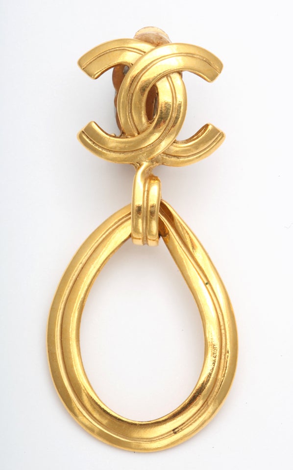 Beautiful Chanel tear drop earrings with iconic CC logos.