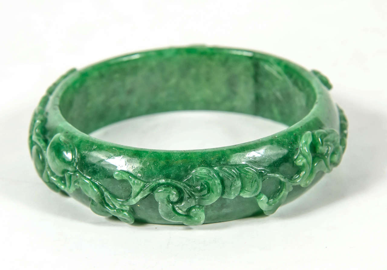 chinese hand bracelet