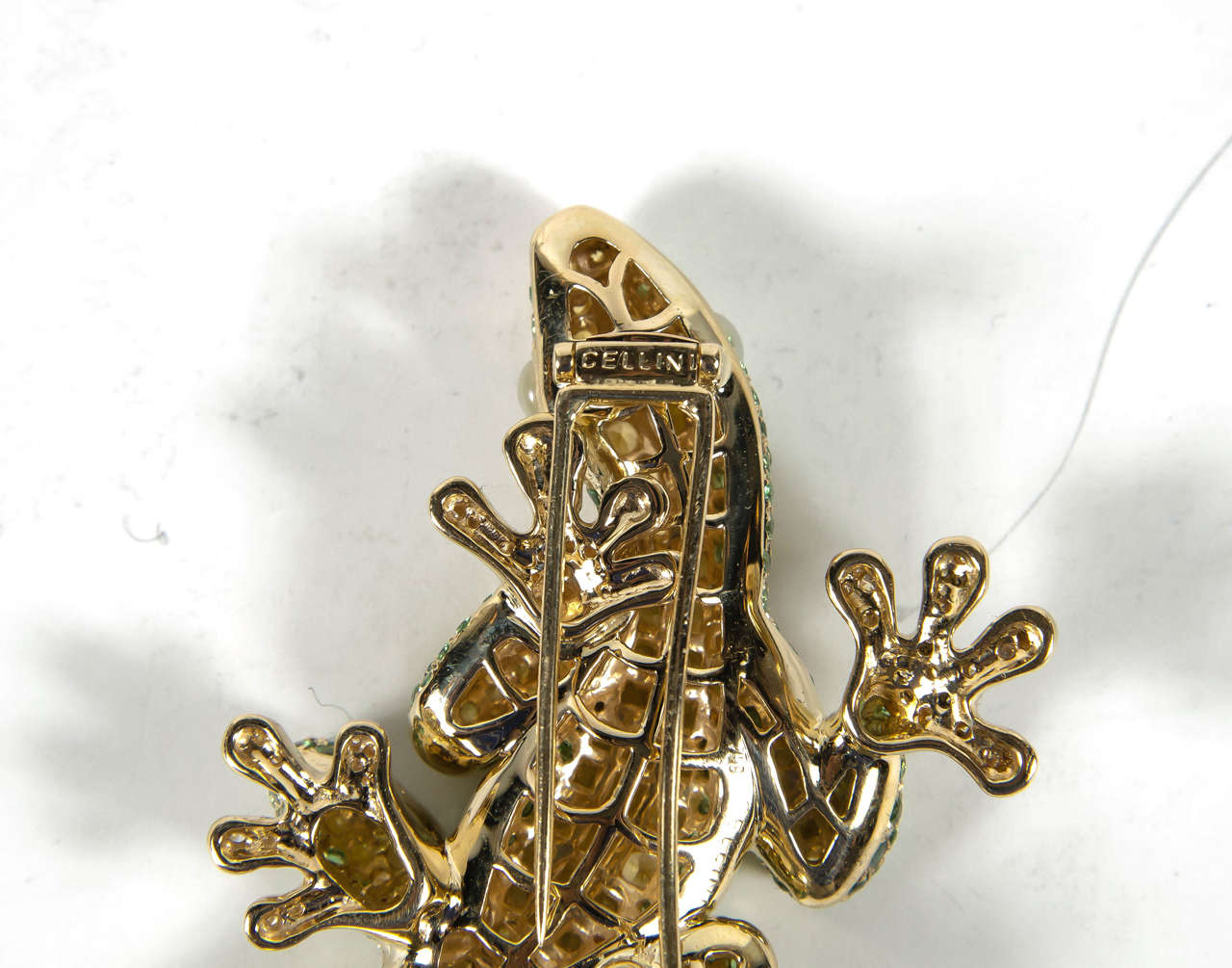 Cellini Glamorous Emerald Diamond Gold Salamander Brooch 2