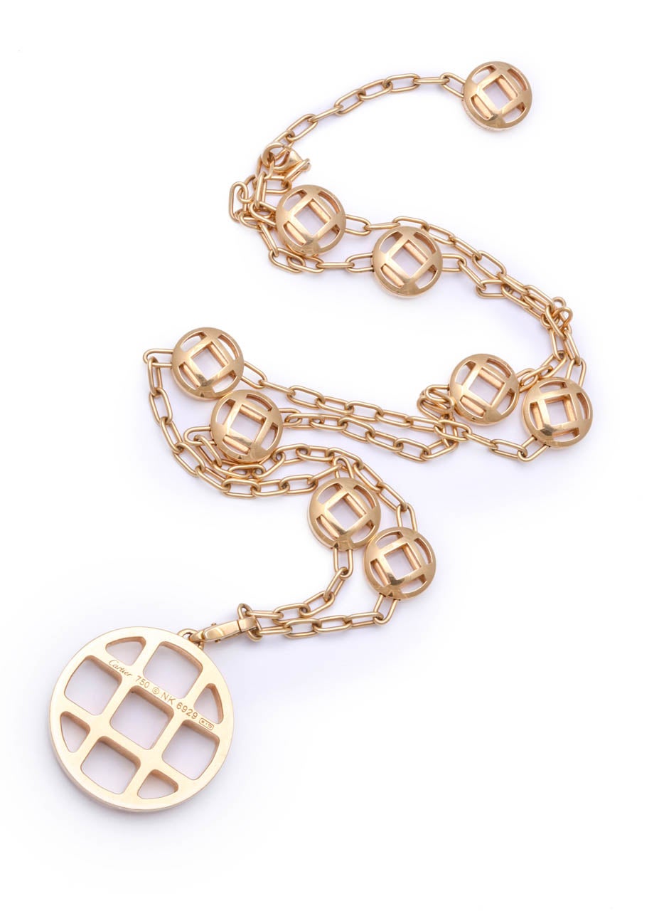 Cartier Pasha de Cartier Diamond Gold Circle Pendant Chain Necklace For Sale 1