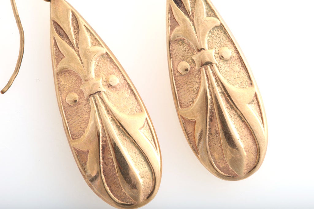 Women's Victorian 9K Gold Hanging Earrings