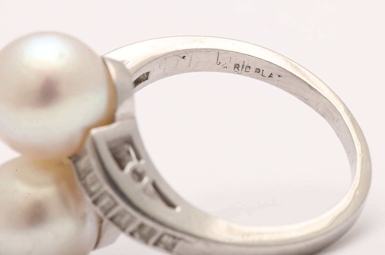 Baguette Cut Pearl Graduated Diamond Crossover Baguette Ring
