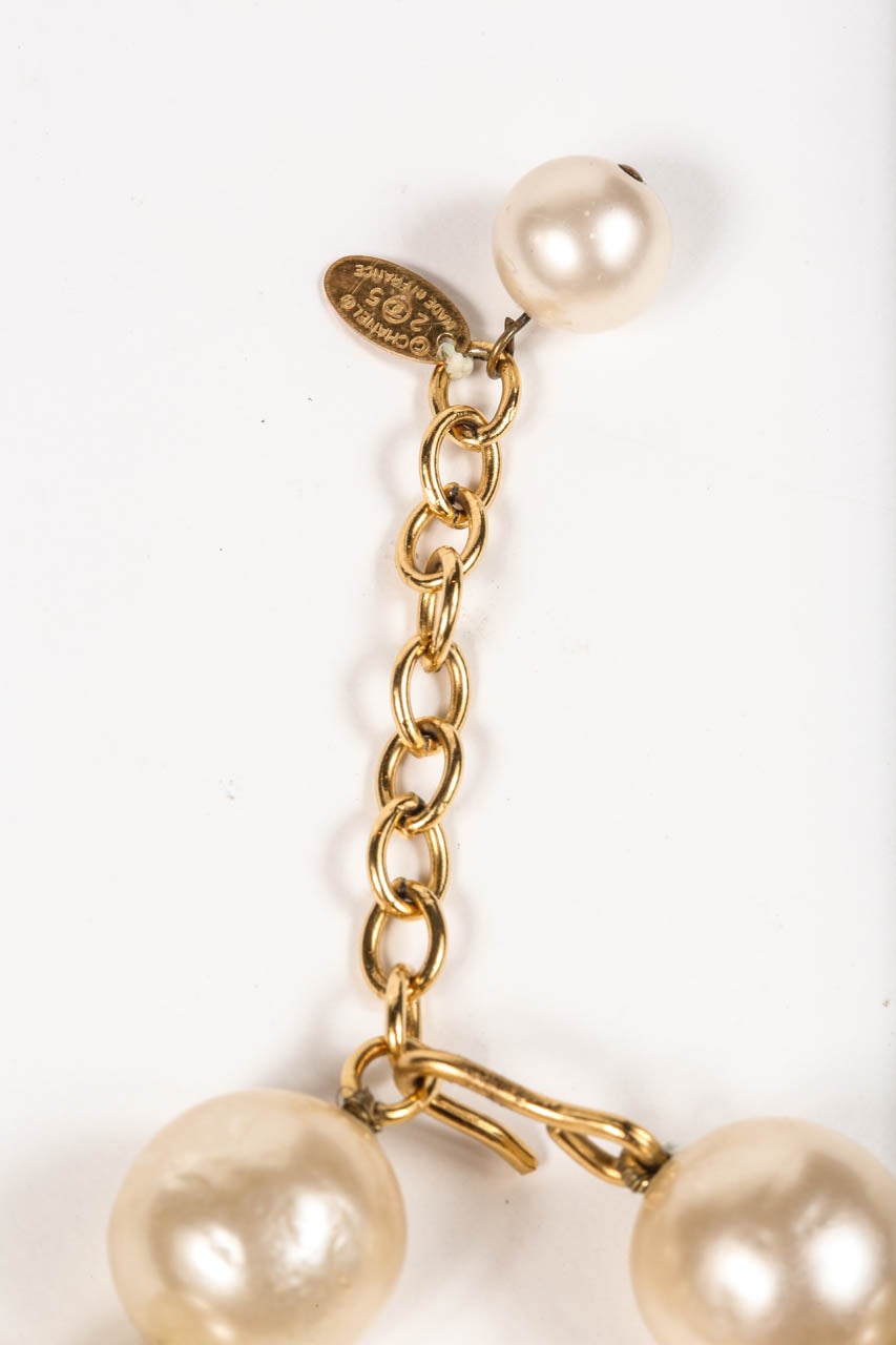 Chanel Large Scale Pearl Necklace 4