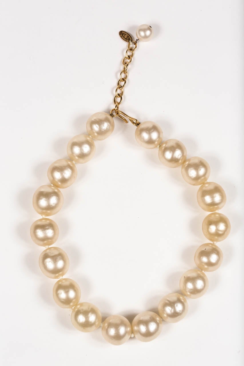 A dramatic adjustable length necklace necklace by Chanel of large-scale glass pearls. The pearls measure approximately 3/4