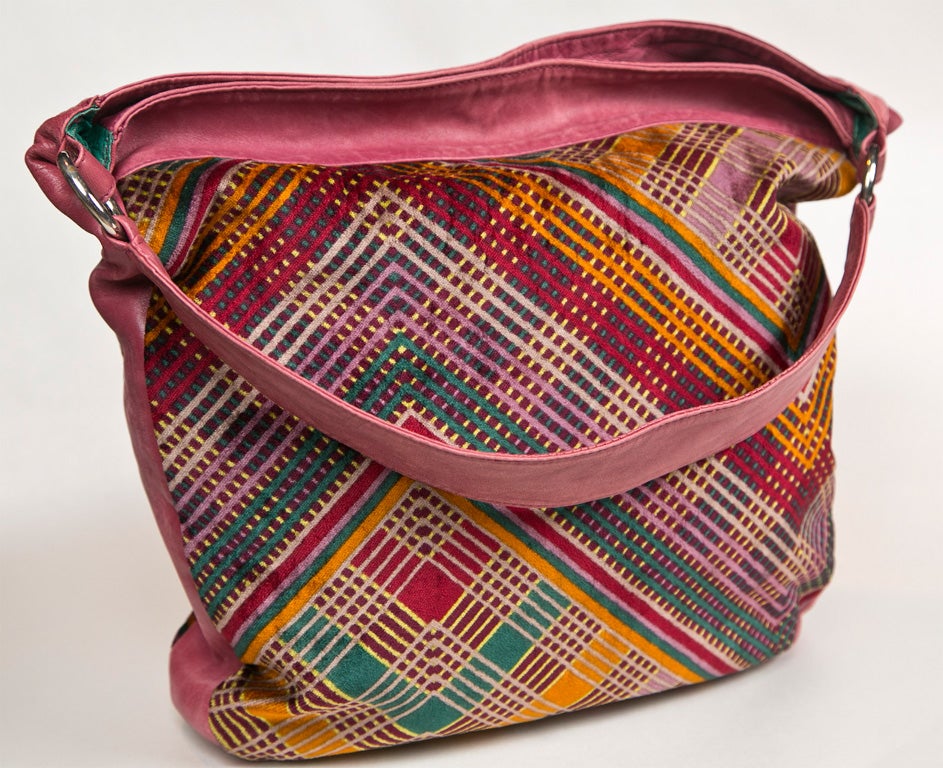 funkyfinders is pleased to share this Missoni shoulderbag featuring a signature print velvet motif with sumptuous leather trim. we've never had one like this before. handsome chrome hardware and chrome 'Missoni' chrome nameplate discreetly placed at