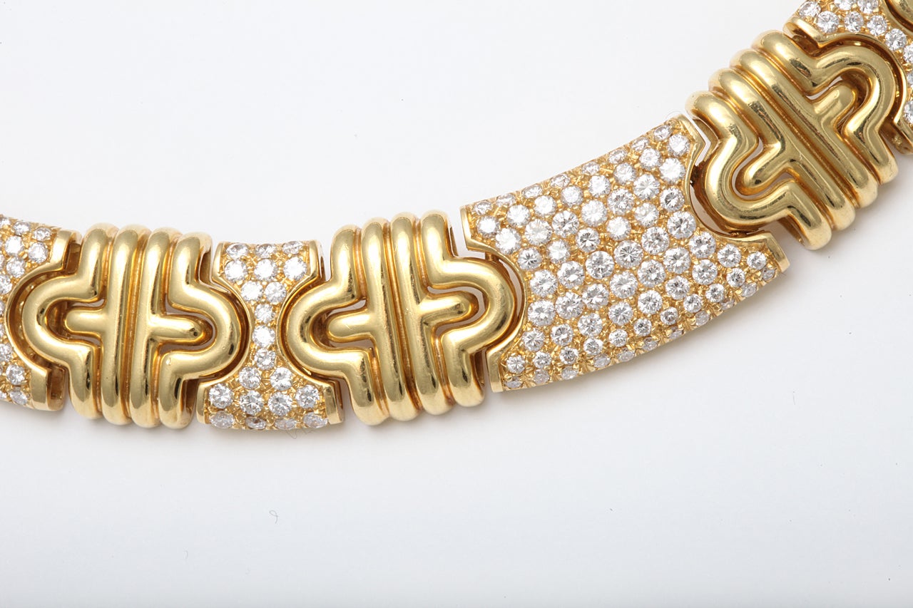 Bulgari Gold & Diamond Parenthese Necklace In Excellent Condition In New York, NY