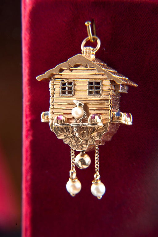 Gold  Cuckoo  Clock  Pendent  Watch 4